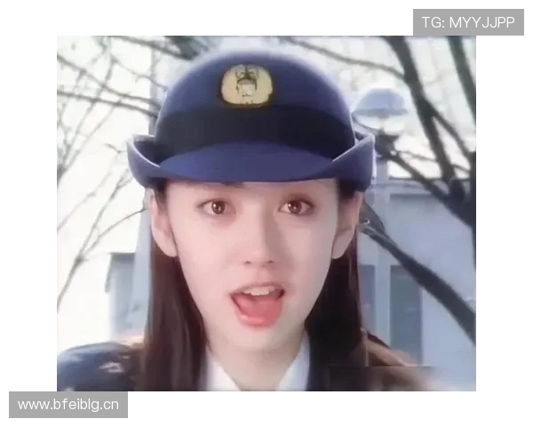 山口茜竟然凌晨还在刷奢侈品，看这状态谁信她比赛帽子都摘不下来？