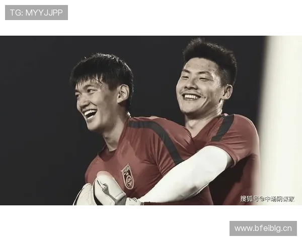 颜骏凌赛后包间堆满外卖，这生活差距咋这么大啊！